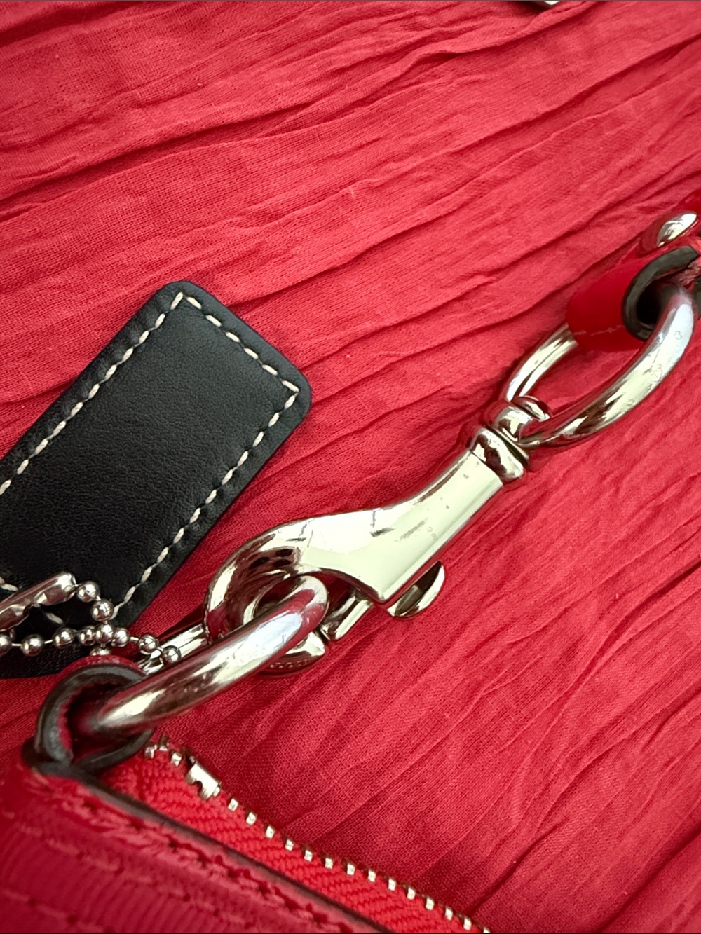 Coach poppy Red and Pink Graphic Shoulder Bag with Silver Plate - Picture 8 of 16